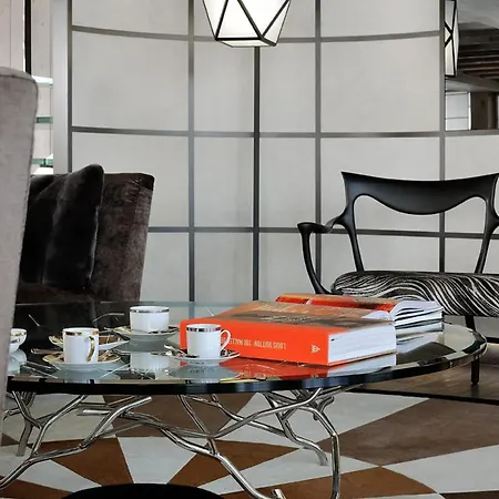 Duplex Luxe 1850, Aux Pieds, 4 - Fr-1-772-9 *